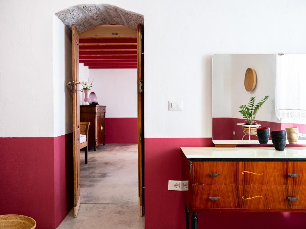 Binzas Betzas Agriturismo Sedilo 外观 照片