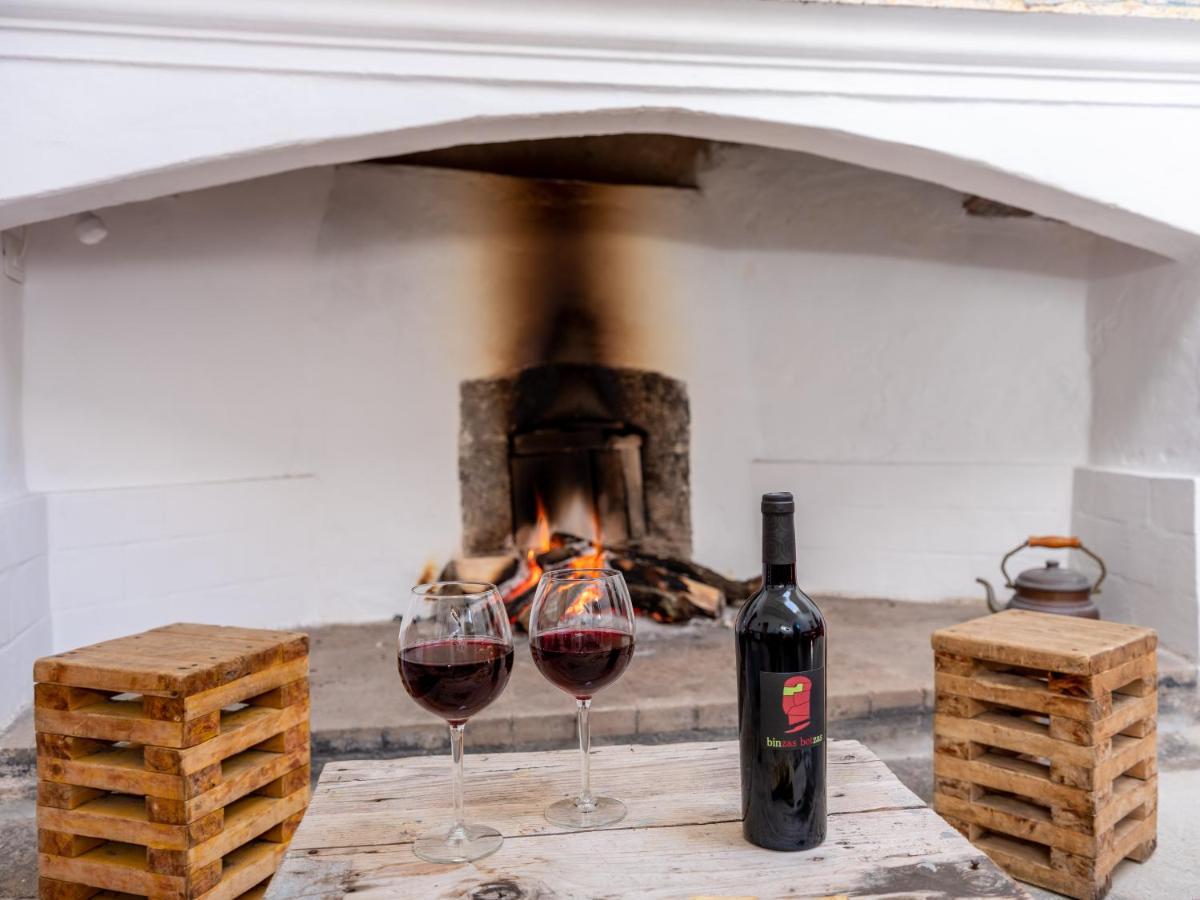 Binzas Betzas Agriturismo Sedilo 外观 照片