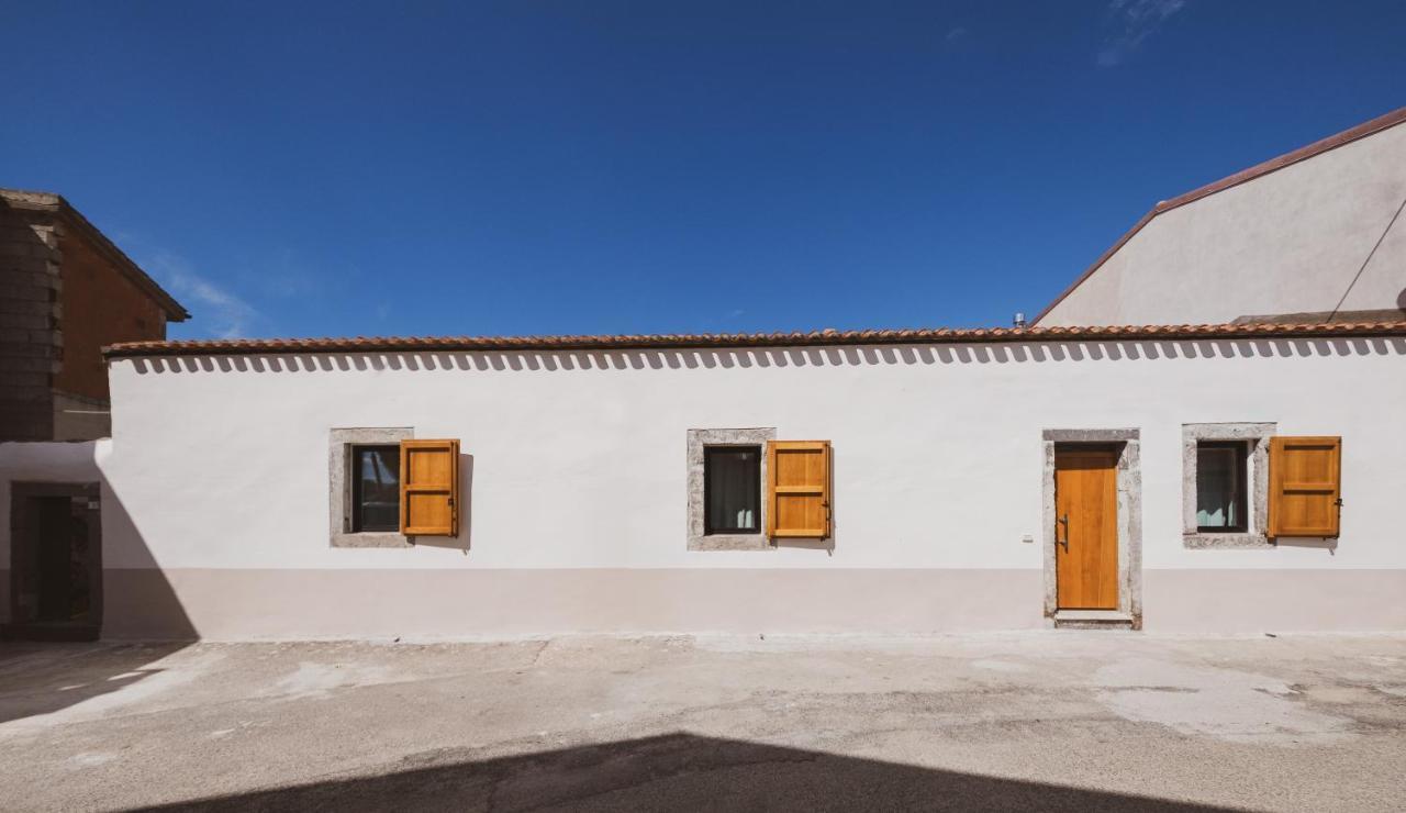 Binzas Betzas Agriturismo Sedilo 外观 照片